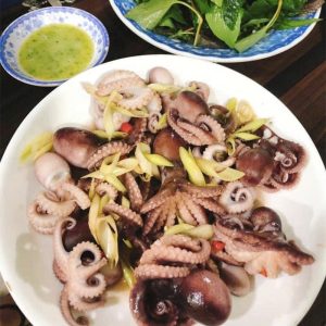 Bạch Tuộc Hấp Hành Gừng