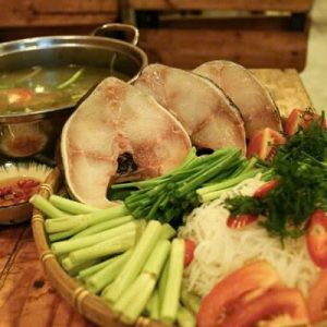 Lẩu Cá Bống Mú Nấu Măng Chua